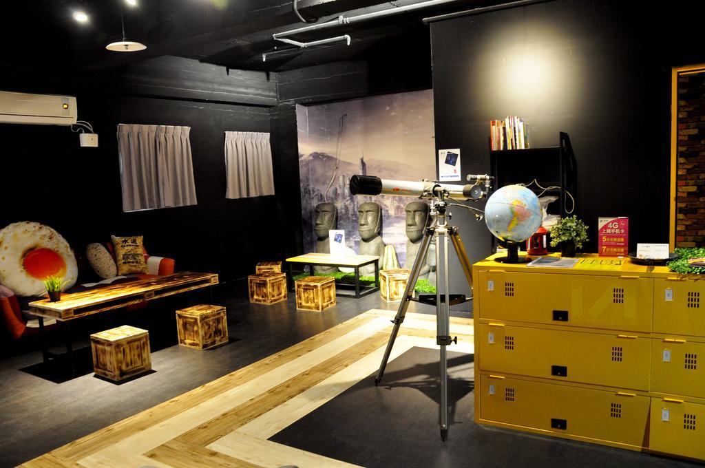 Ximen Corner Hostel New Taipei City Extérieur photo